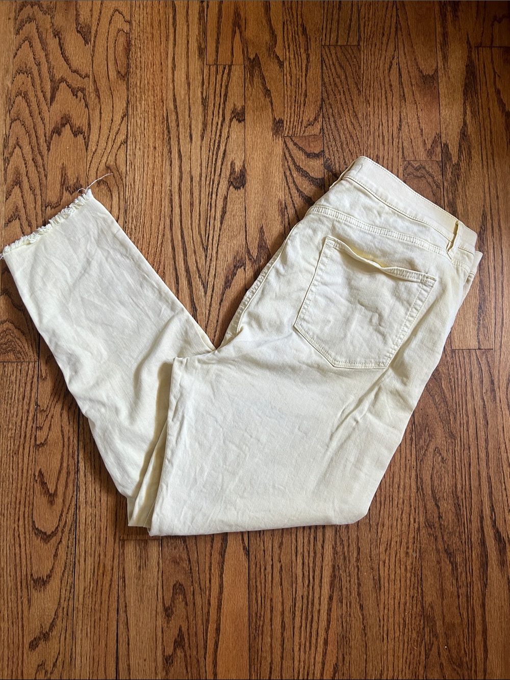 LOFT Butter Yellow The Skinny Jeans